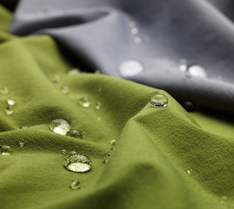 so sánh vải nylon và polyester