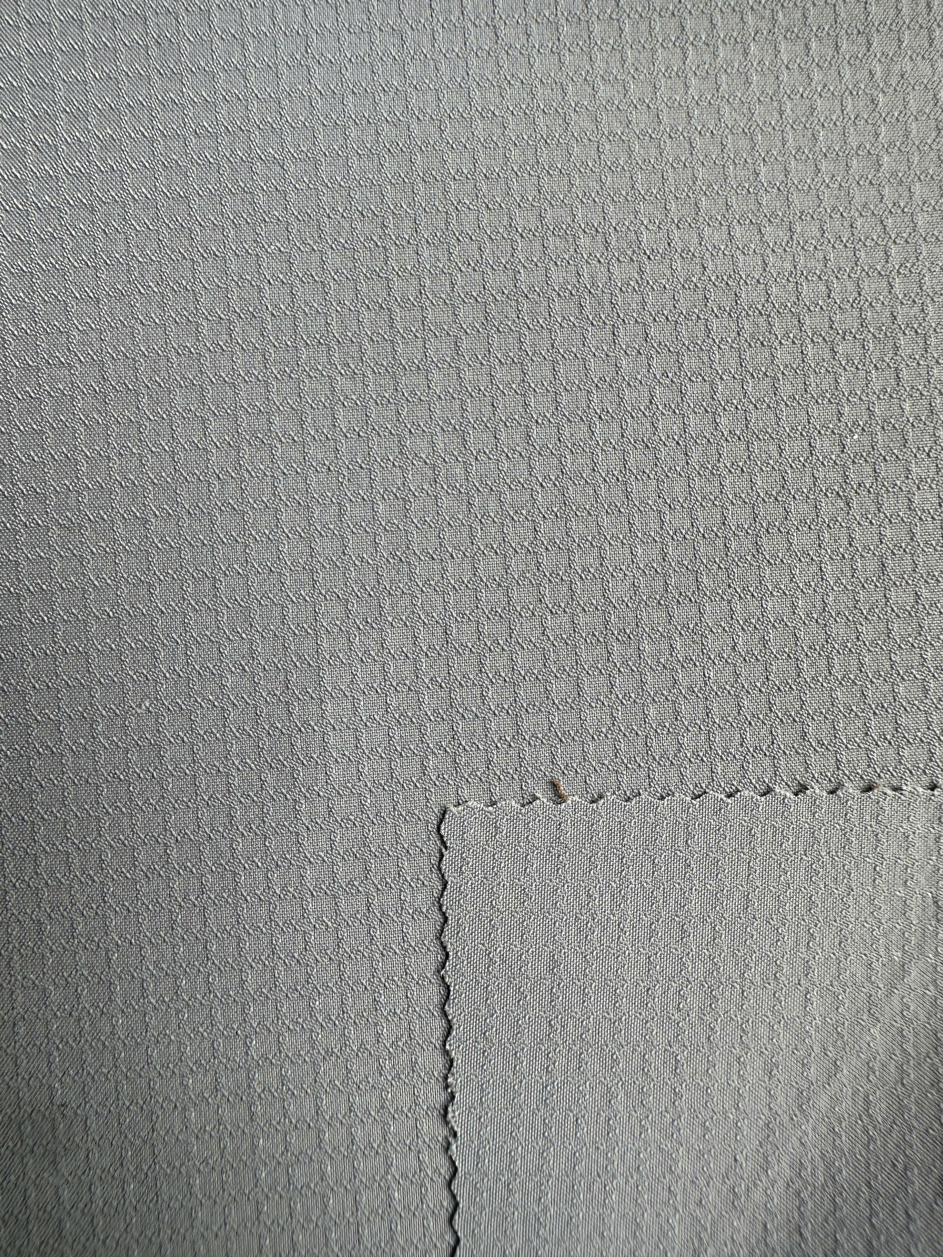 Vải Islet Textile, chống thấm và bền bỉ, thích hợp cho áo khoác mỏng, quần thể thao.