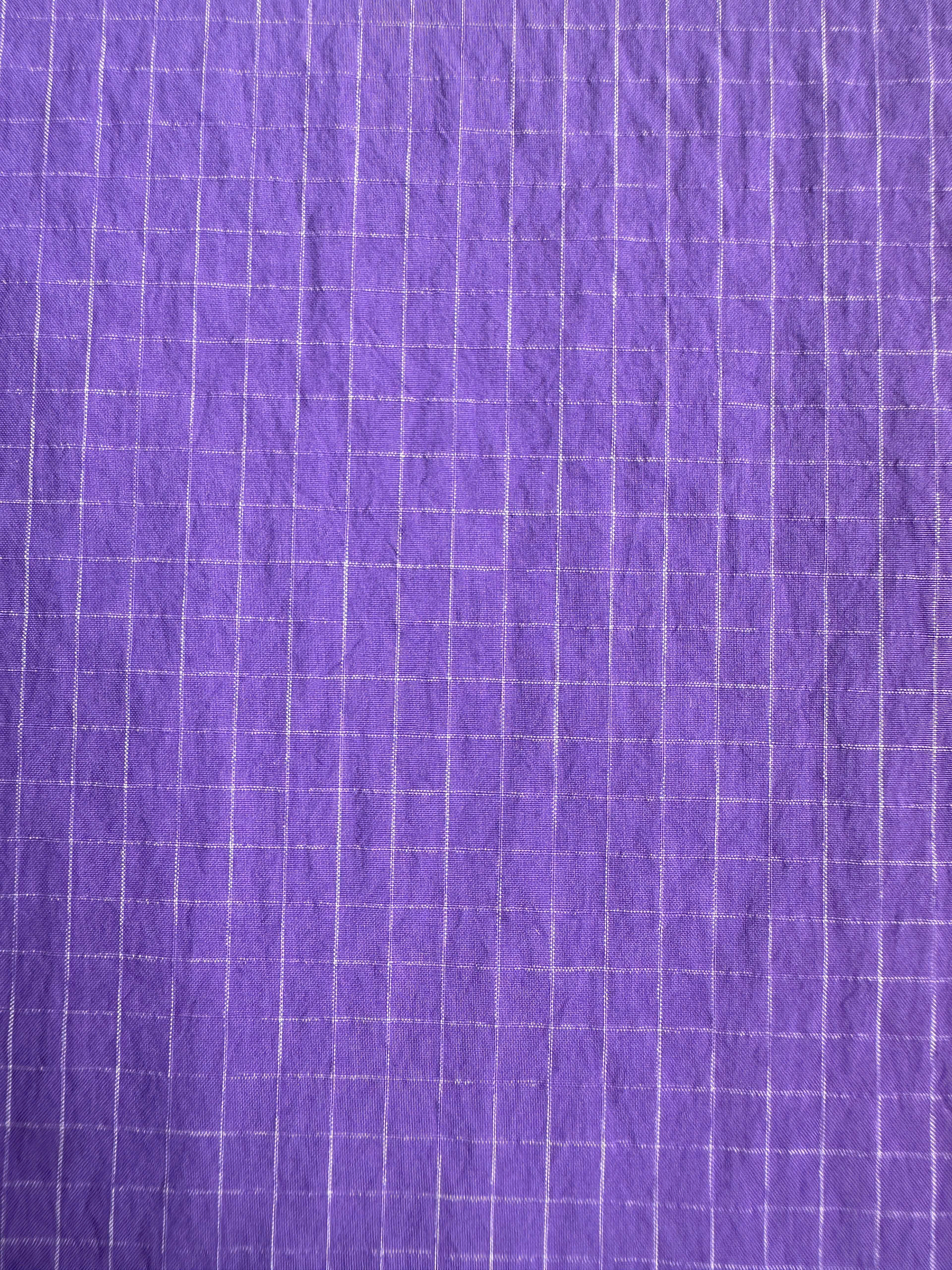 Vải Islet Textile có kết cấu mịn, sang trọng, lý tưởng cho trang phục thể thao và ngoài trời.